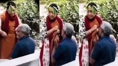 Old Uncle Sucked Young Woman’s Big Boobs in the Park Watch