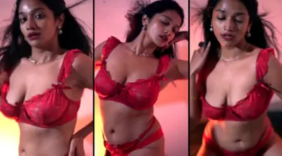 Hot Desi Actress Teasing in Bikini Nude Watch