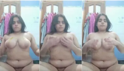 Desi Teen girl Online her Boobs Watch